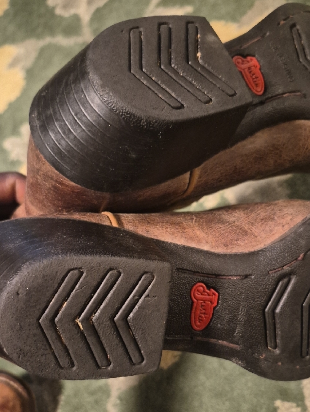 Justin Boots Brown Leather Western Cowboy Boots - Picture 9 of 12